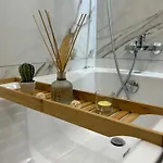 Luxury 3br In Steps From Balluta Bay アパート