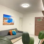 Luxury 3br In Steps From Balluta Bay Apartament Sliema