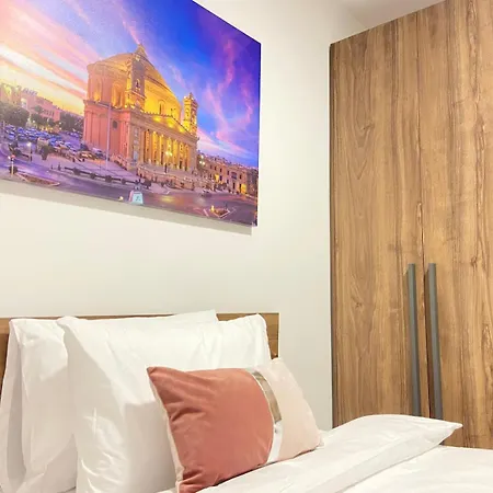 Apartamento Luxury 3br In Steps From Balluta Bay *