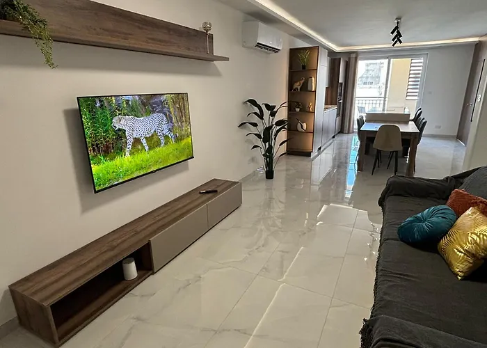 アパート Luxury 3br In Steps From Balluta Bay スリーマ